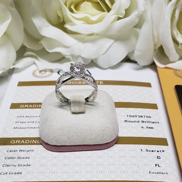 1 Carat Moissanite Fancy Ring with 925 Sterling Silver Band, D-FL - Picture 6 of 10